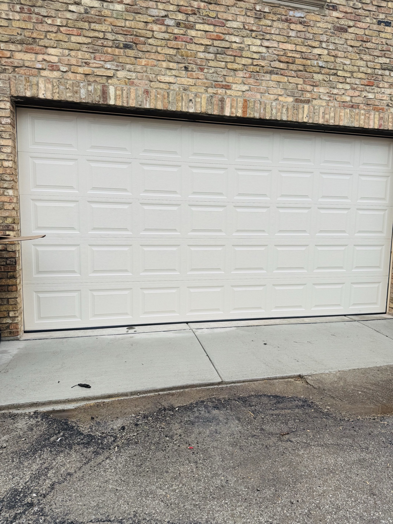 Garage door project by Martinez Construction in the Chicago area